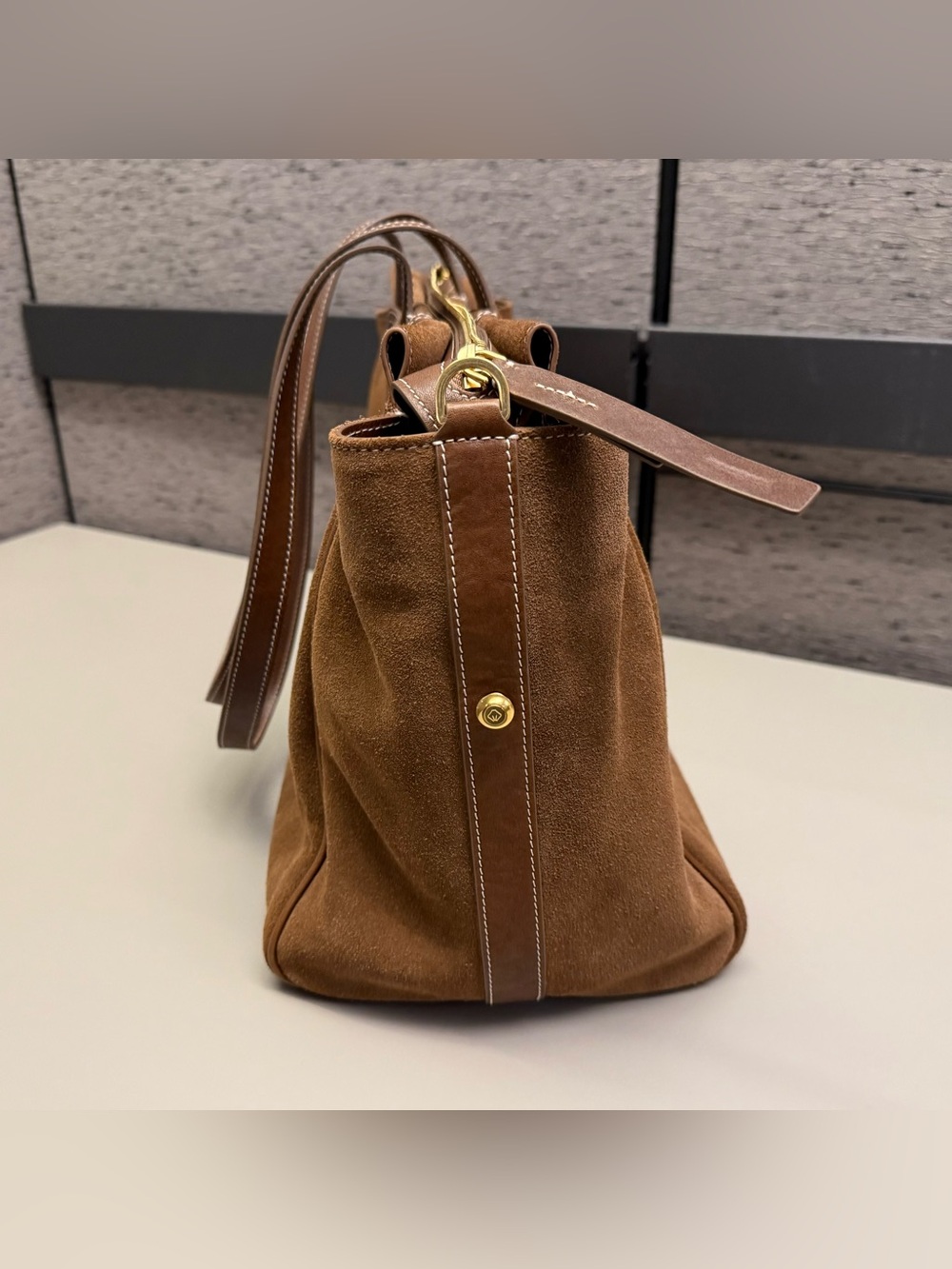 Songmont Medium Yore Duffle Bag - Sandal Suede 🧸♥️ - Picture 6 of 13